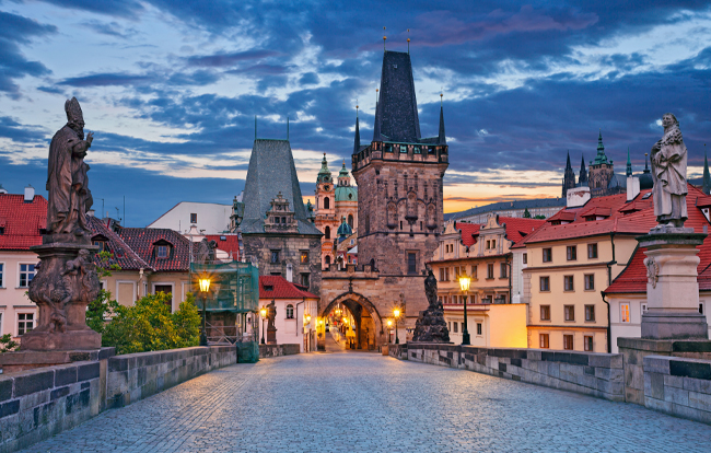 Prague 650 x 414