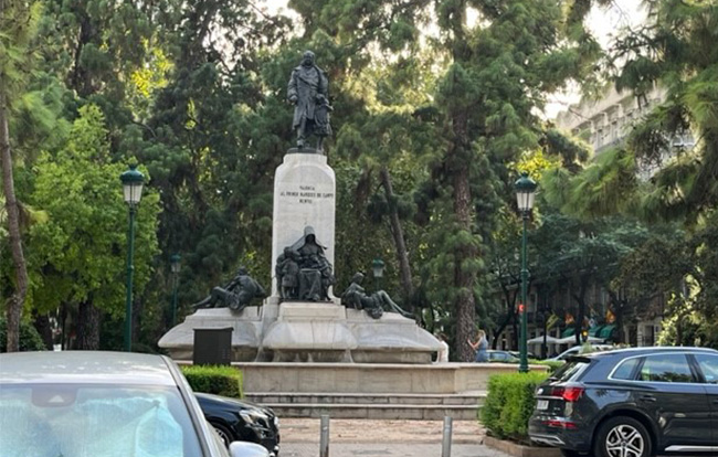 Statue - Valencia